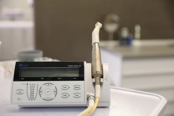 Mašinsko lečenje zuba